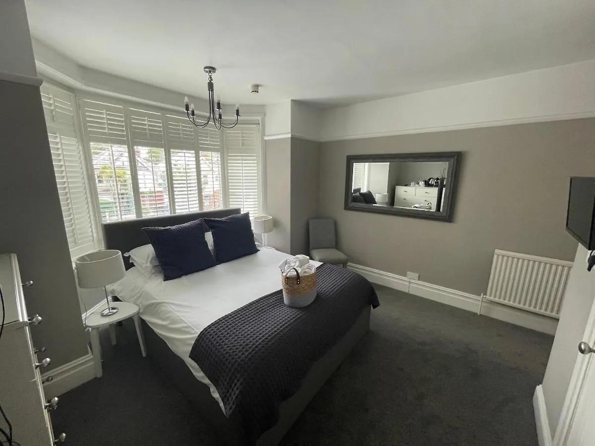 Grosvenor Lodge Guest House Christchurch  4*, Christchurch (Dorset)